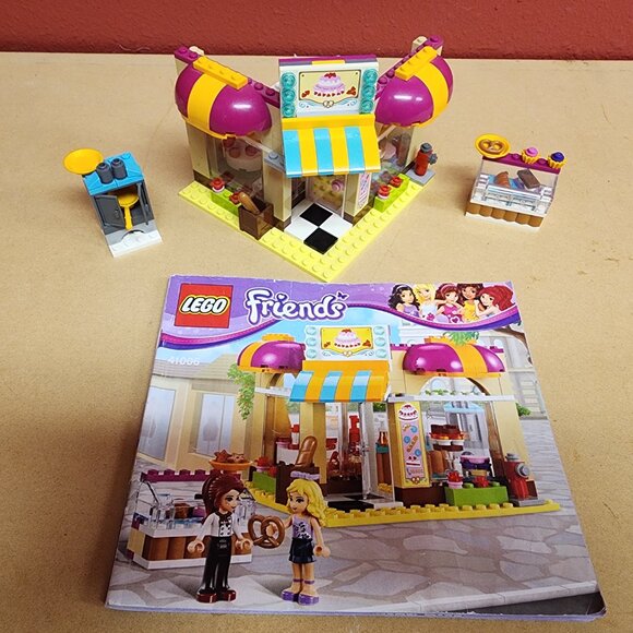 LEGO FRIENDS: Downtown Bakery (41006) with Manual - Picture 1 of 11